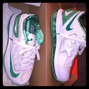 Nike Max Lebron XI Low (GS)